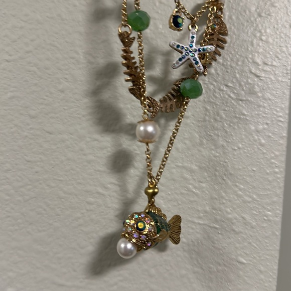 Betsy Johnson Necklace - Picture 2 of 4